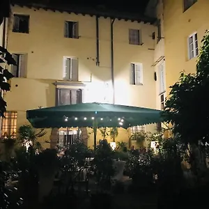 Al Cardinale & Frühstückspension Lucca